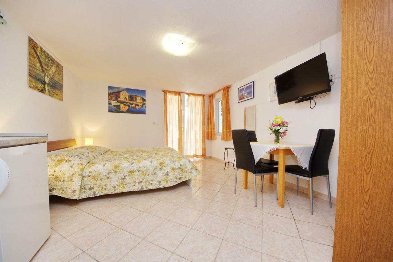 Apartments Villa Hraste Hvar Hvar Town Exterior photo